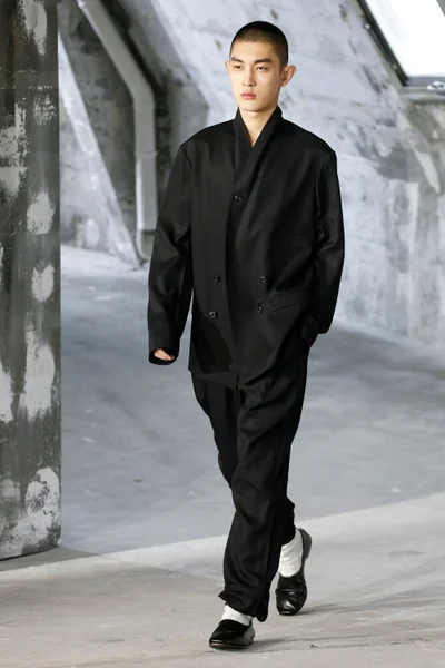 Look 37